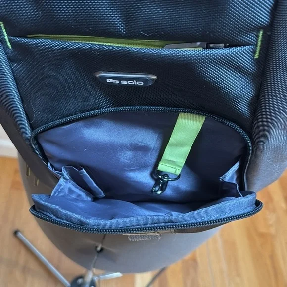 Sling Backpack, Multipurpose Crossbody Shoulder Bag Travel Hiking Yellow, iPad - Picture 4 of 6